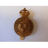 The Shropshire Yeomanry WWI Cap badge, KC (Gilding-metal, slider) Maker J.R Gaunt. K&K: 1415