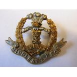 The Middlesex Regiment (Duke of Cambridge's Own) WWI/II Cap badge (Bi-metal, lugs) K&K: 672