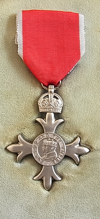MBE a modern Members badge of the Order of the British Empire, cased, EF