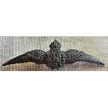 RFC - A small Royal Flying Corps Officer's wings (one badge, bronze)