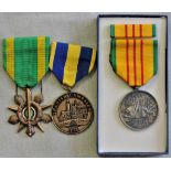 United States Spanish Campaign Medal for Marine service (1898), Vietnam Service medal in its