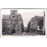 Cambridge -Gonville and Caius college, Trinity Street -vintage auto's etc