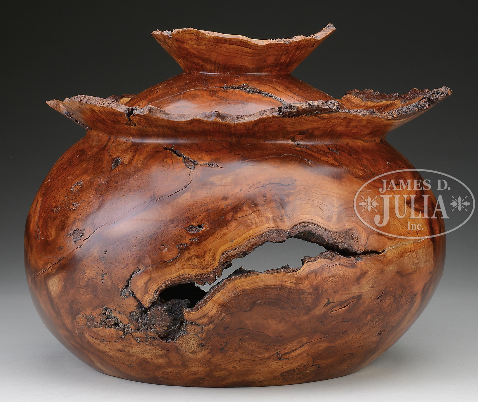WONDERFUL CHERRY WOOD BURL CENTERPIECE. 20th/21st century. Burl carved from whole, having round - Image 2 of 2