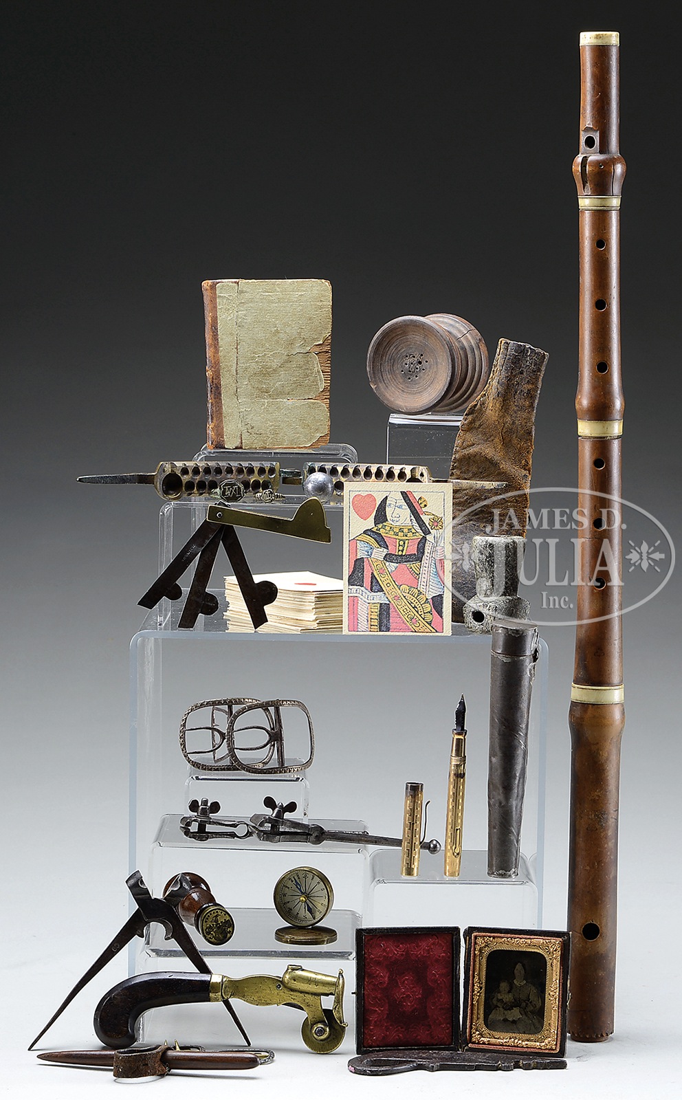 GROUP OF TWENTY SEVEN INTERESTING COLLECTIBLE ITEMS. 1) 6" pistol grip and brass powder tester,