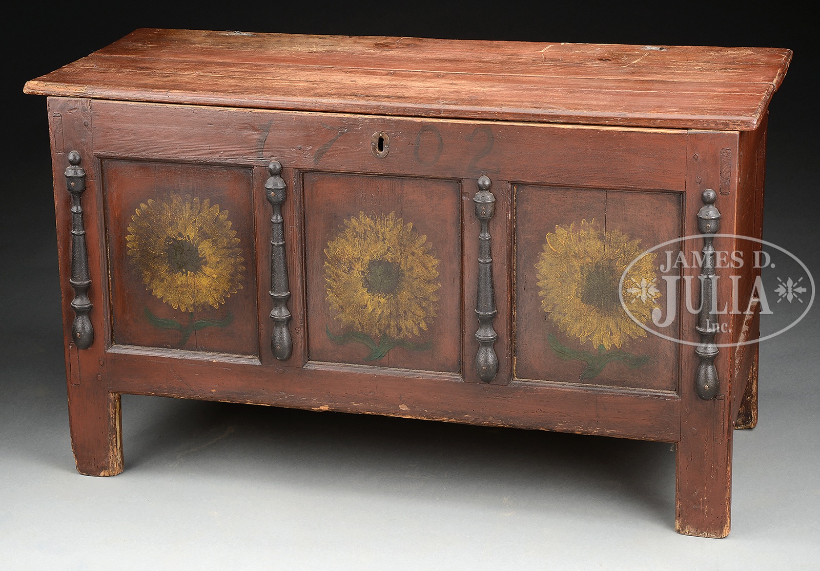 EARLY AMERICAN PAINT DECORATED BLANKET CHEST. 18th Century, probably Pennsylvania. This nice early