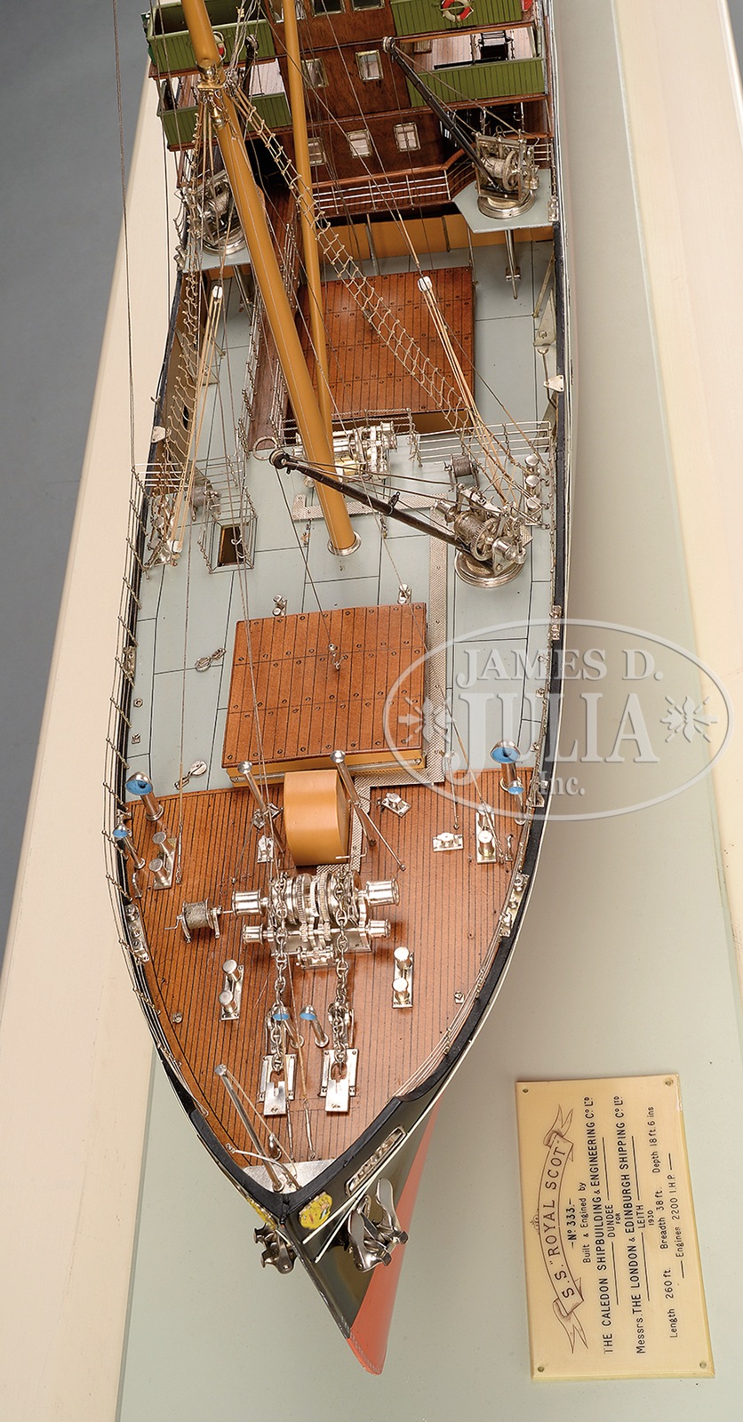 FINE BUILDER'S MODEL OF THE STEAMSHIP FREIGHTER S.S. ROYAL SCOT IN A CUSTOM DISPLAY CASE. - Image 4 of 7