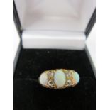 DIAMOND & OPAL RING, 18ct gold diamond & opal ring,