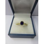 AMETHYST RING, 18ct gold amethyst solitaire ring,