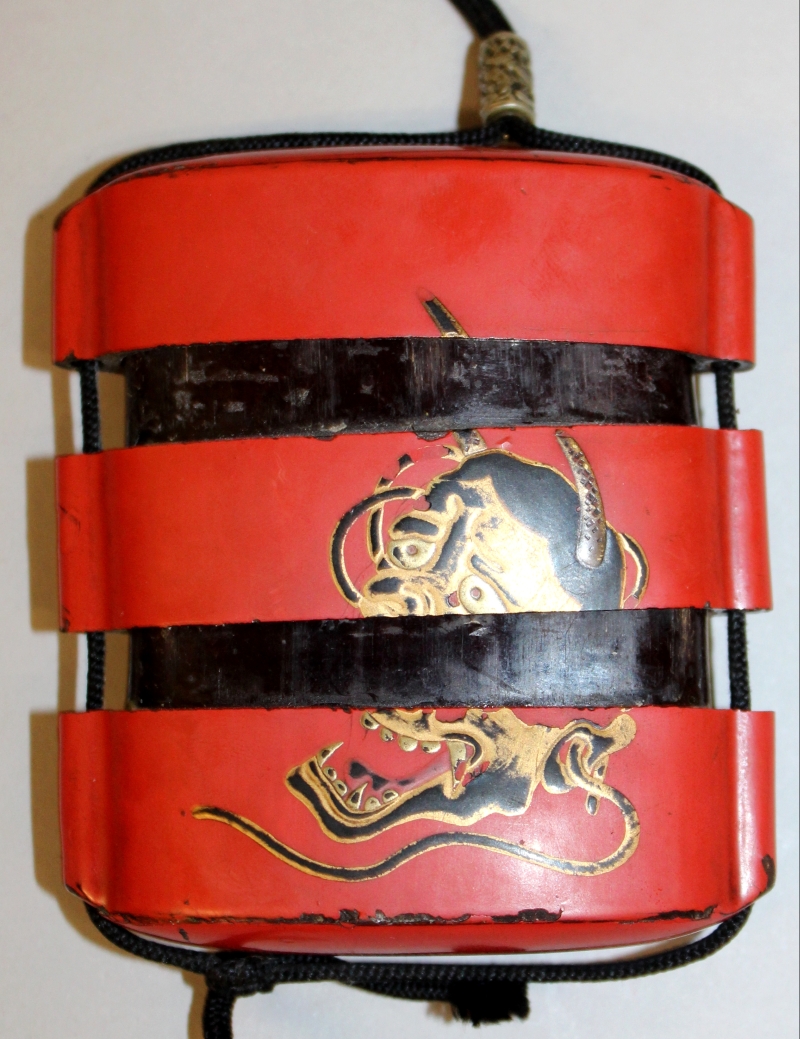 A JAPANESE EDO PERIOD RED GROUND LACQUER TWO CASE INRO, together with a small pierced cylindrical - Image 3 of 5