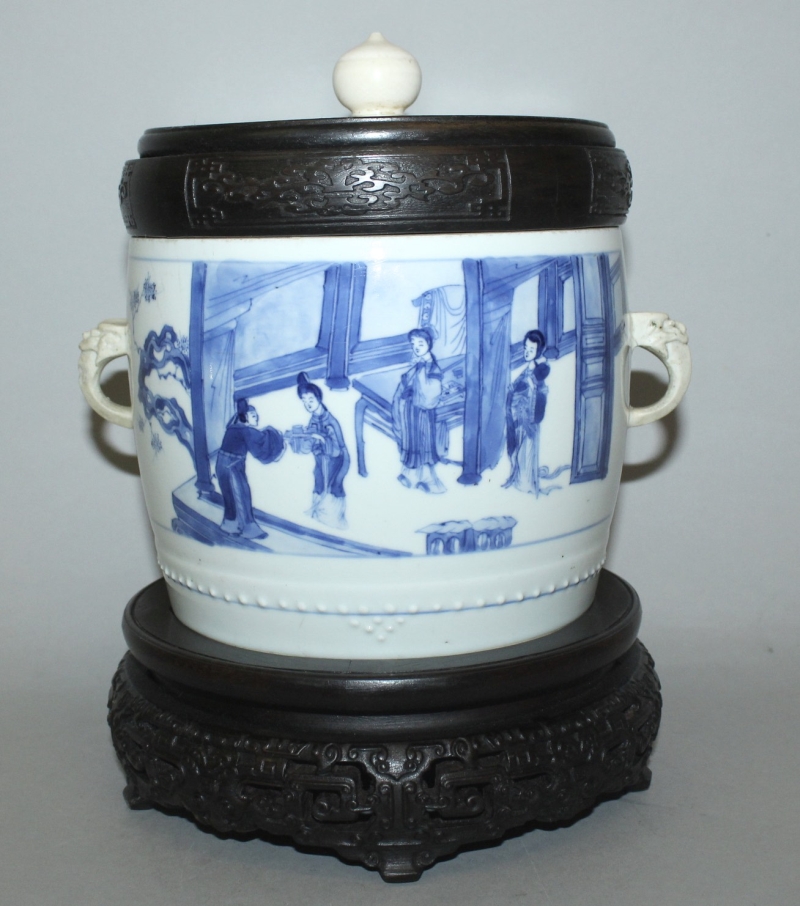 A GOOD CHINESE KANGXI MARK & PERIOD BLUE & WHITE PORCELAIN JAR, together with a good quality - Image 3 of 8