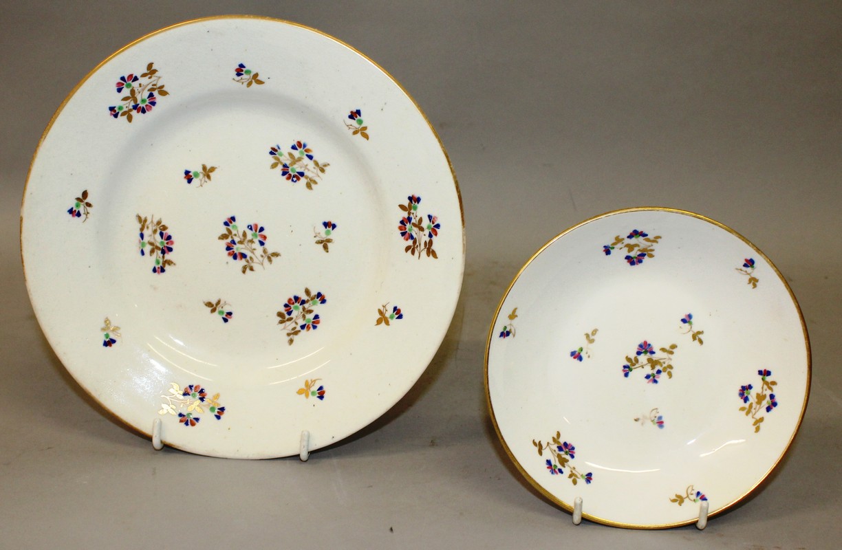 AN EARLY 19TH CENTURY FLIGHT BARR WORCESTER COFFEE CAN AND SAUCER with trailing brown and gilt - Image 4 of 4