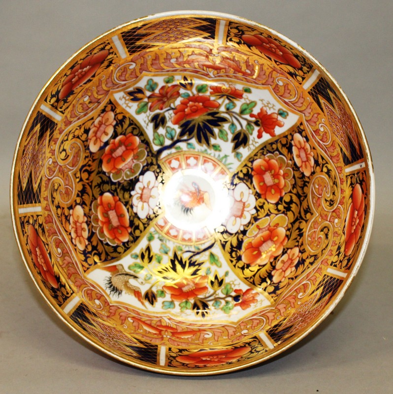 A 19TH CENTURY SPODE IMARI PATTERN PUNCH BOWL, N 1227.