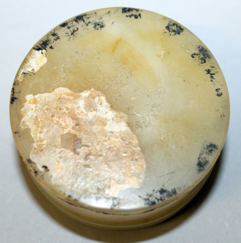 A CHINESE TWO-SECTION CELADON JADE-LIKE BELT BUCKLE, decorated in relief with chilong, 4.5in wide - Image 4 of 8