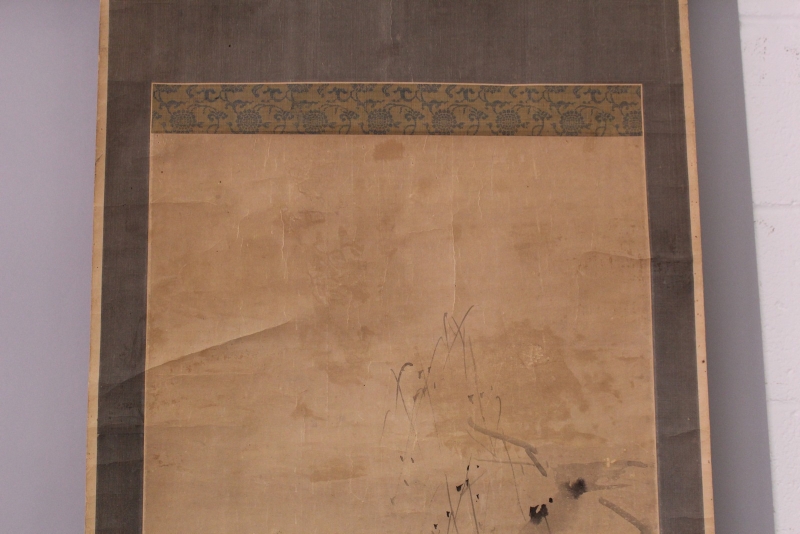 AN ORIENTAL HANGING SCROLL PAINTING ON PAPER, painted with an artist's seal and two birds perched on - Image 2 of 6