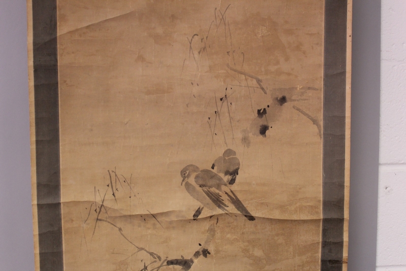 AN ORIENTAL HANGING SCROLL PAINTING ON PAPER, painted with an artist's seal and two birds perched on - Image 3 of 6