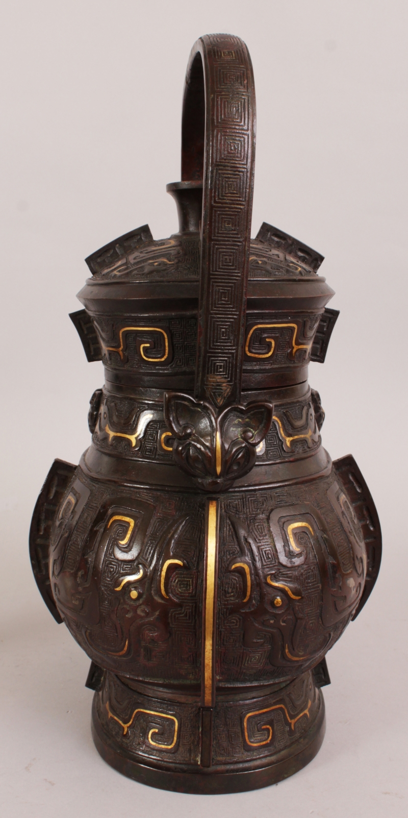 A FINE QUALITY & RARE CHINESE MING DYNASTY INLAID BRONZE YOU VASE & COVER, after an early Western - Image 2 of 10