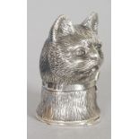 A NOVELTY SILVER CAT'S HEAD VESTA.