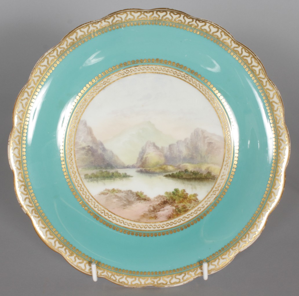 A GRAINGERS & KERR & BINNS, WORCESTER COLLECTION OF PLATES, a jewelled plate with heathers, a - Image 5 of 8