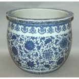 A GOOD LARGE CHINESE MING STYLE BLUE & WHITE PORCELAIN JARDINIERE, the sides decorated between