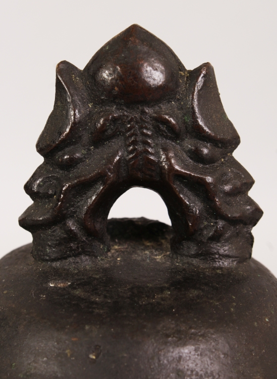 A 19TH CENTURY CHINESE BRONZE MODEL OF A TEMPLE BELL, the shoulders cast in relief with studs, 5. - Image 5 of 8