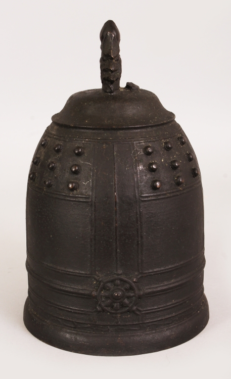 A 19TH CENTURY CHINESE BRONZE MODEL OF A TEMPLE BELL, the shoulders cast in relief with studs, 5. - Image 4 of 8