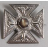 A SCOTTISH SILVER CROSS BROOCH.