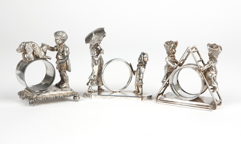 3 Victorian figural silver-plated napkin rings - Image 2 of 5