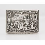 A Victorian sterling silver snuff box