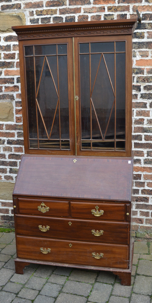 Sm display cabinet / bureau