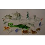 Glass animal figures (af)