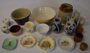 Ceramics including Peter Rabbit & Bunnyk