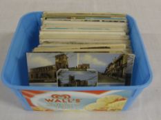 Approx 190 assorted postcards mainly top