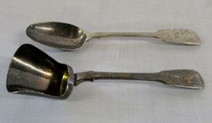 Silver tea caddy spoon London 1825 maker