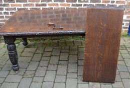 Victorian oak wind out table extending t