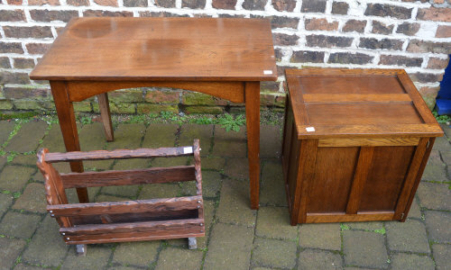 Wooden box, magazine rack and an oak sid