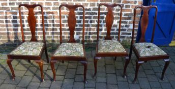 4 Queen Anne style dining chairs