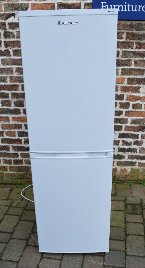 LEC fridge freezer