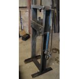 Metal hydraulic press