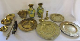 Assorted brassware inc decorative charge