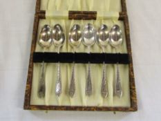 Cased set of silver teaspoons Sheffield