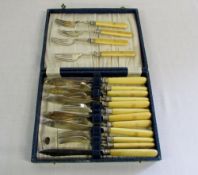 Cased silver fish knives and forks (with
