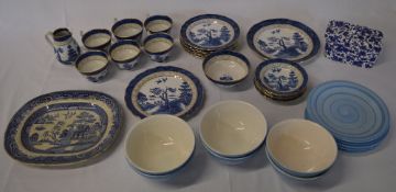 Various blue and white ceramics includin