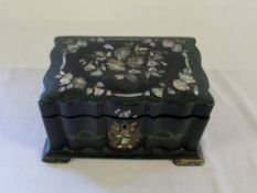 Victorian lacquered tea caddy with mothe
