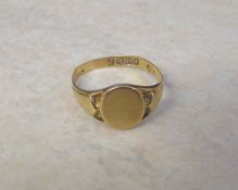 18ct gold signet ring size L/M 3.2 g