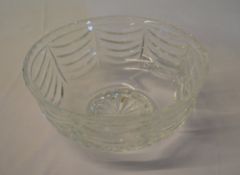 Crystal glass fruit/trifle bowl