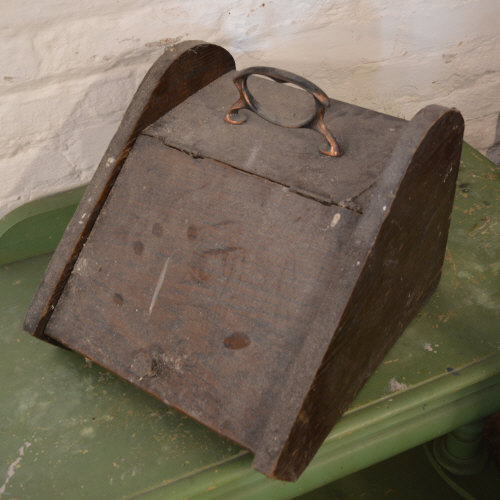 Lt Victorian/Edwardian coal box