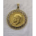 George V 1911 gold sovereign in a 9ct go