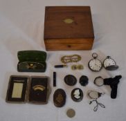 Box containing pocket watches, various s