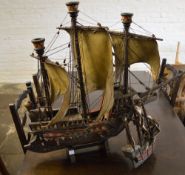 2 model galleons