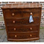 Victorian bow fronted chest of drawers